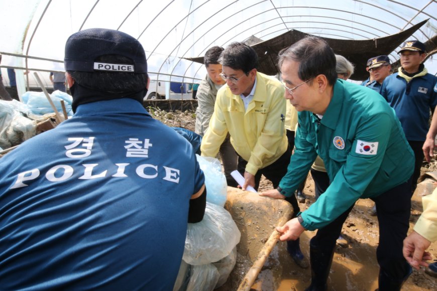 한덕수 총리, 충남 청양 호우 피해현장 방문