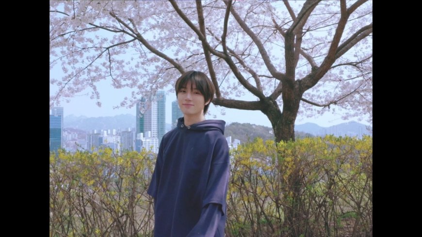TXT 범규, 'Sukidakara' 커버 영상 공개…감성 보컬+첫사랑 비주얼