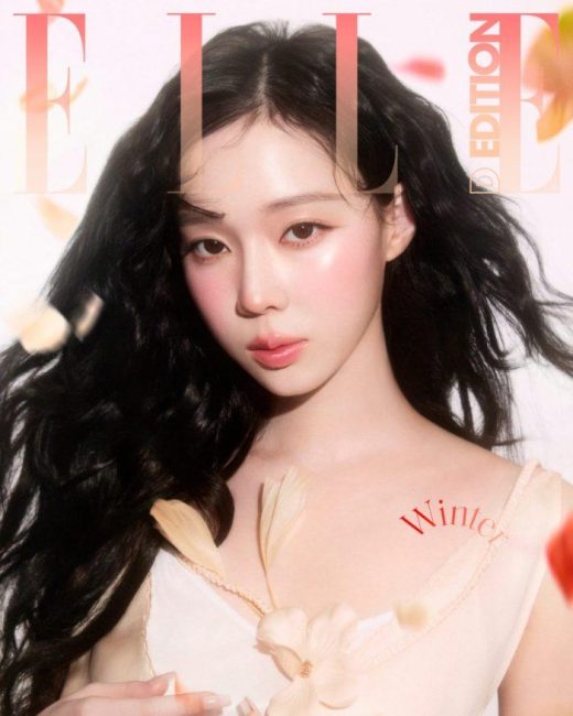 에스쁘아 윈터, ‘인간 장미’로 완벽 변신… 로즈빛 광채 비결은 무엇일까?