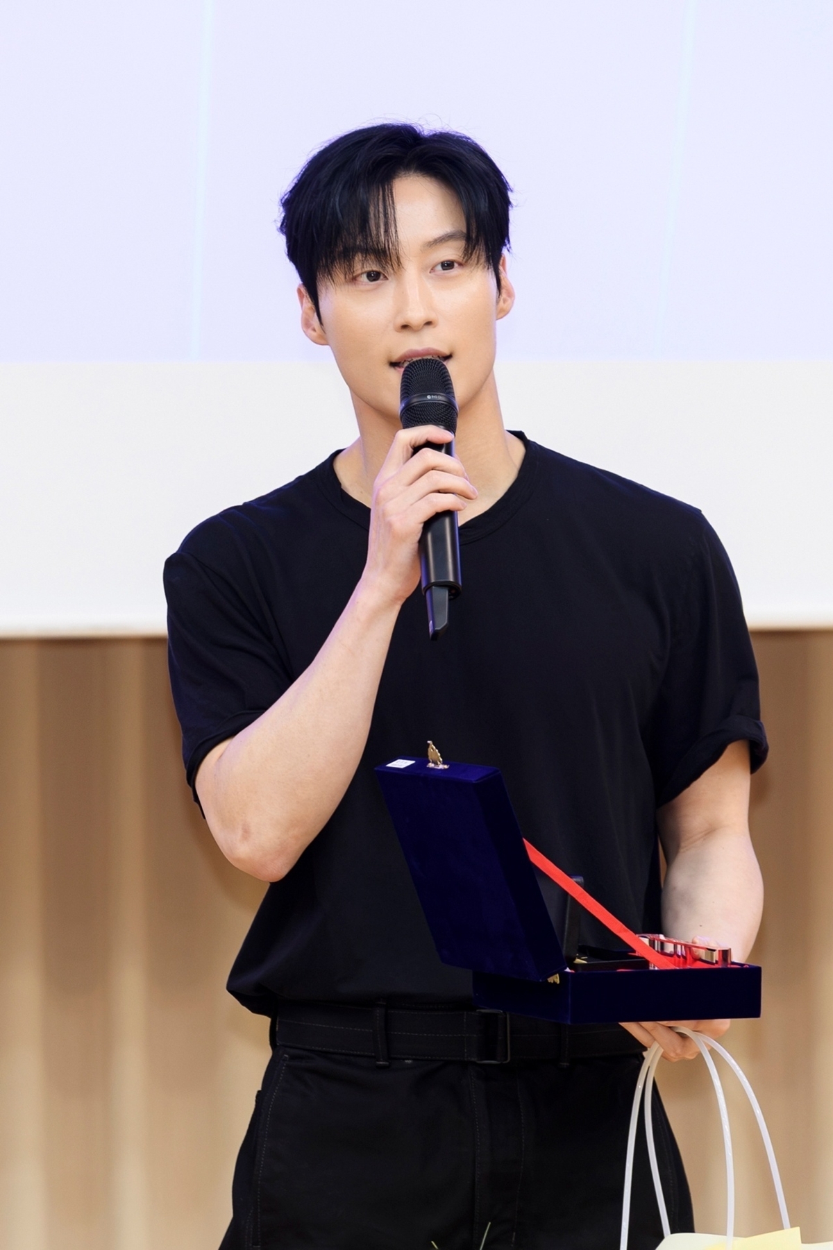 2026 SBS 상반기 시상식 허남준·유연석·김태균, 특별상 수상
