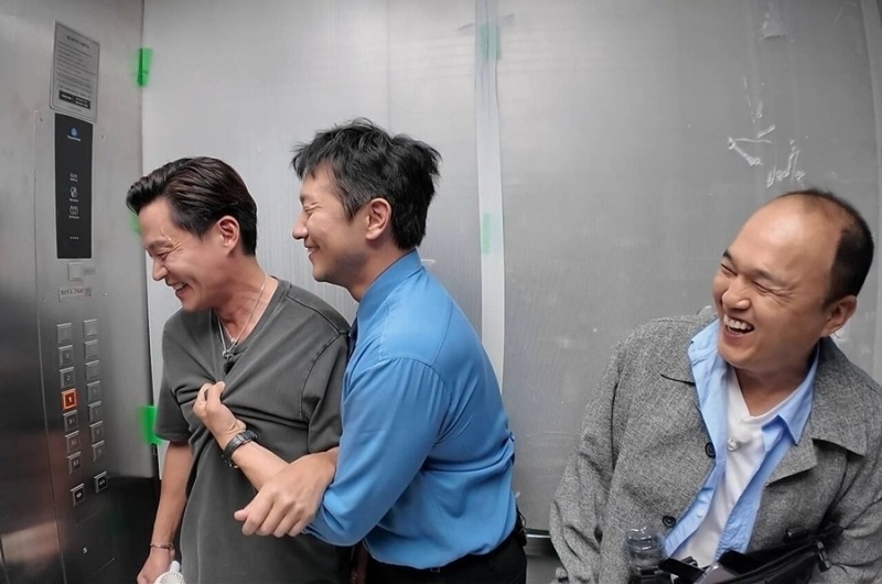 손석구의 갑작스러운 멱살잡이